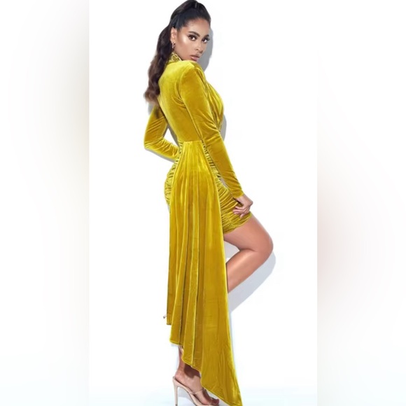 Cutout Long Sleeve Drape Dress - Picture 3 of 4